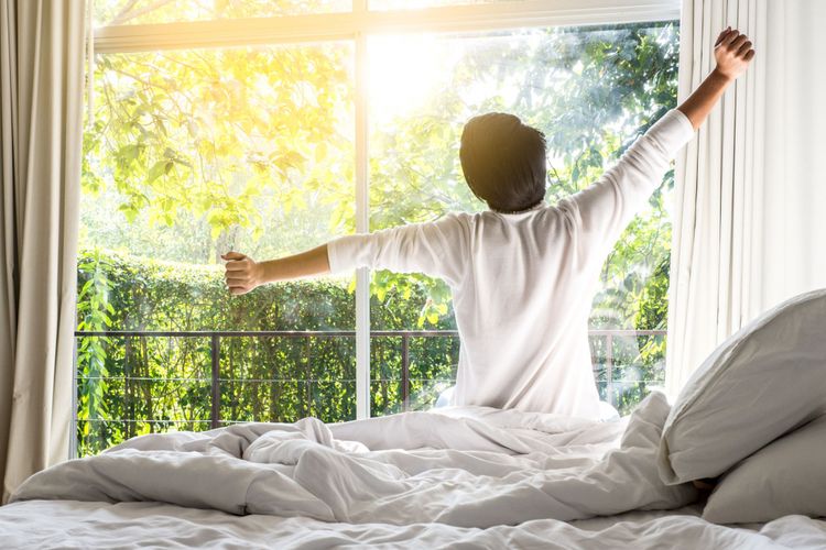 6 Cara Bangun Pagi Dengan Mudah - Featured Image