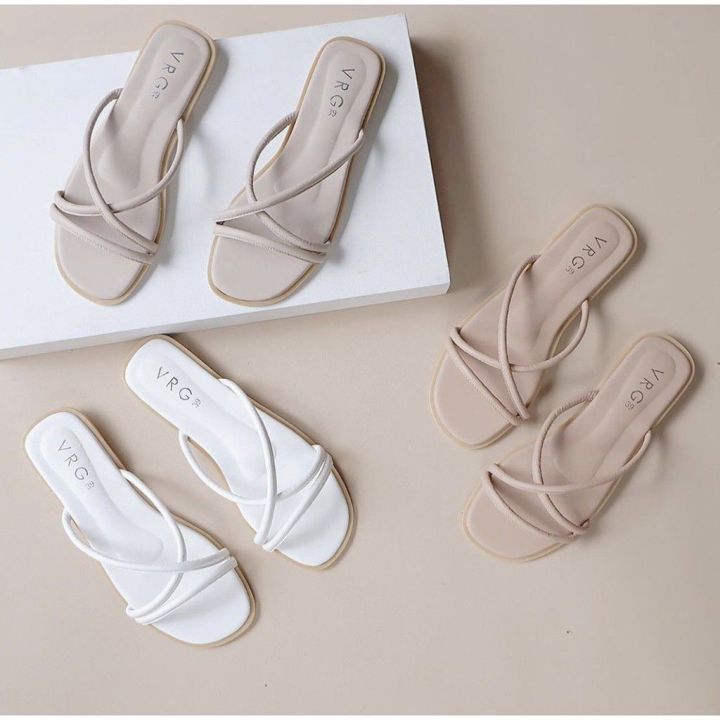 9 Referensi Sandal Wanita Untuk Lebaran Style Modis Terbaru